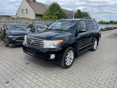 Toyota Land Cruiser VI 2013