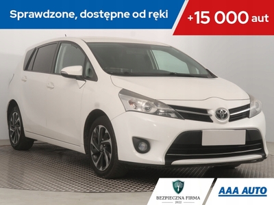 Toyota Verso Minivan Facelifting 1.6 D-4D 112KM 2014