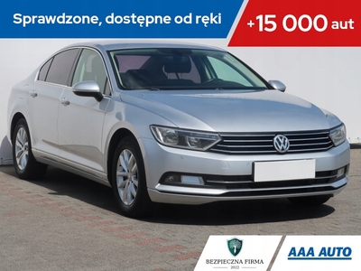 Volkswagen Passat B8 Limousine 1.6 TDI 120KM 2015