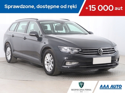 Volkswagen Passat B8 Variant 2.0 TDI BlueMotion SCR 150KM 2019