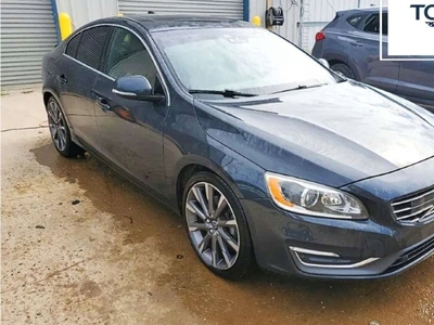 Volvo S60 II Sedan Facelifting 2.0 T6 DRIVE-E 306KM 2015