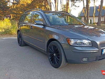 Volvo V50