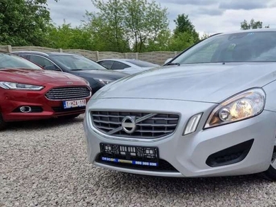 Volvo V60 I Kombi 1.6 DRIVe 115KM 2011