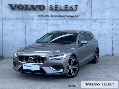 Volvo V60 II Kombi Plug-in 2.0 T6 Plug-In Hybrid 341KM 2021