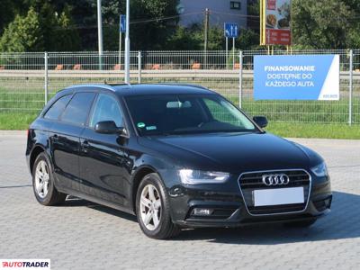 Audi A4 2.0 147 KM 2014r. (Piaseczno)