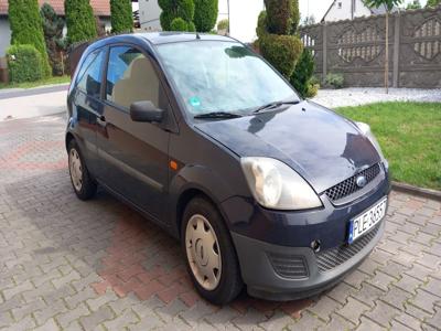 Ford Fiesta rok 2006 model poliftowy, silnik 1.3 benzyna-4400 zł