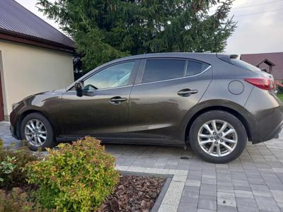 Mazda 3 rocznik 2015