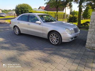 Mercedes Klasa E Sedan 1.8 (200 Kompressor) 163KM 120kW 2002r Automat