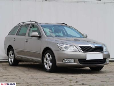 Skoda Octavia 1.6 103 KM 2011r. (Piaseczno)