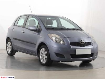 Toyota Yaris 1.3 97 KM 2010r. (Piaseczno)