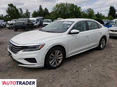 Volkswagen Passat 2.0 benzyna 2020r. (PORTLAND)