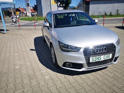 Audi A1 I (8X) 1.6 TDI . Małe spalanie. Szybka bryka.