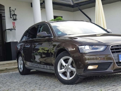 Audi A4 IV (B8)