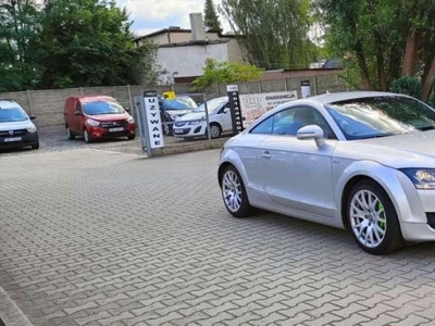 Audi TT 8J Coupe 3.2 i V6 24V quattro 250KM 2007