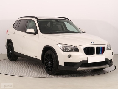 BMW X1 I (E84) , Automat, Skóra, Klimatronic, Tempomat, Parktronic,