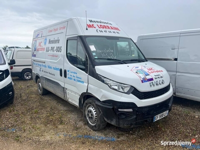 IVECO Daily 33S15 2.3D 146 EF568