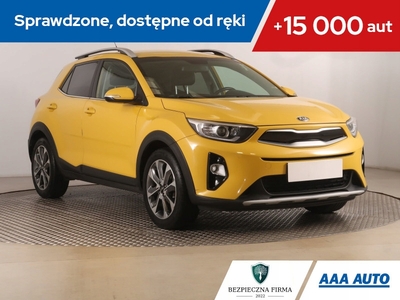 Kia Stonic Crossover 1.4 DOHC 100KM 2017