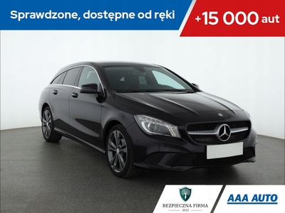 Mercedes CLA C117 Shooting Brake 1.6 200 156KM 2015