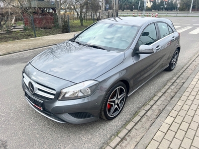 Mercedes Klasa A W176 Hatchback 5d Facelifting 200 156KM 2015