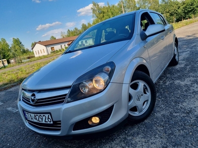 Opel Astra H 1.4 benzyna polift klima