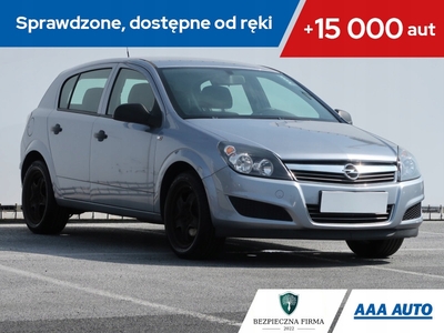 Opel Astra H Hatchback 5d 1.4 TWINPORT ecoFLEX 90KM 2010