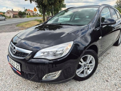 Opel Astra J Sports Tourer 1.7 CDTI ECOTEC 125KM 2012