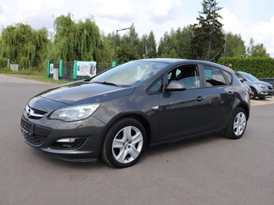 Opel Astra J Super stan gwaracja