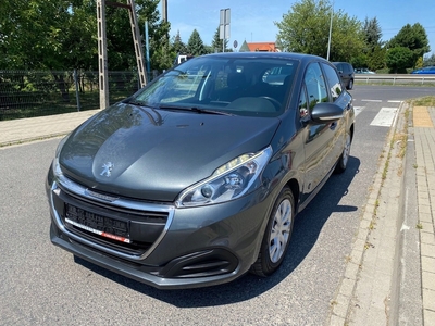 Peugeot 208 I Hatchback 5d Facelifting 1.6 BlueHDi 100KM 2017