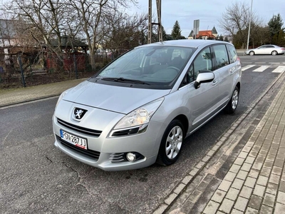 Peugeot 5008 I Minivan 1.6 HDi FAP 110KM 2011