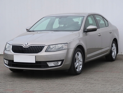 Skoda Octavia II Hatchback Facelifting 1.2 TSI 105KM 2013