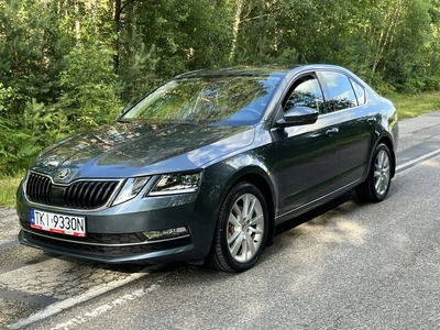 Skoda Octavia III Liftback Facelifting 2.0 TDI 150KM 2019