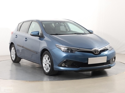 Toyota Auris II , Klimatronic, Tempomat, Podgrzewane siedzienia