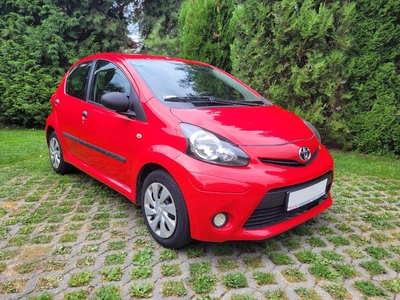 Toyota Aygo I z gazem, garażowany, zadbany, 4-drzwiowy, krajowy, bezwypadkowy