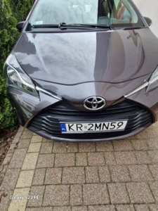 Toyota Yaris III niski przebieg