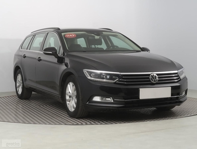 Volkswagen Passat B8 , Salon Polska, 1. Właściciel, VAT 23%, Navi, Klimatronic,