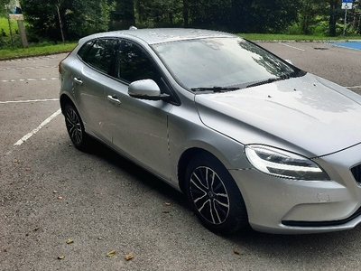 Volvo V40 II 2.0D 120PS Navi LED Klima