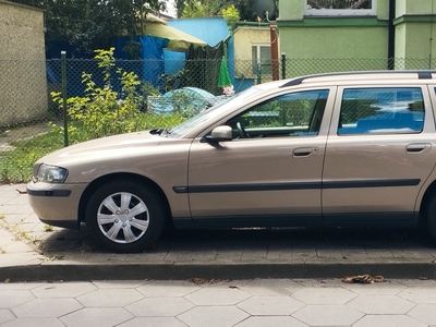 Volvo V70 II bezwypadkowy, drugi właściciel od nowości