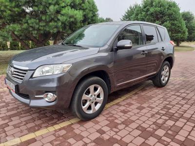 Toyota RAV 4 III 2.2 D-4D Prestige NAVI