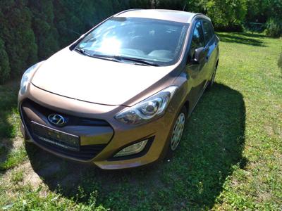 Hyundai i30 2013 r. diesel, klima, kombi 155 tys.km