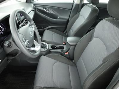 Hyundai i30 2020 1.5 DPI 37838km ABS klimatyzacja manualna