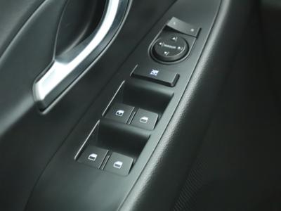 Hyundai i30 2021 1.5 DPI 57853km ABS klimatyzacja manualna