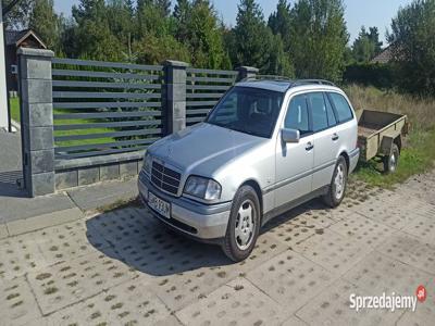 Mercedes-Benz W203 2.5td 150KM