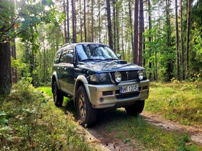 Mitsubishi pajero sport 2.5TD