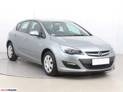 Opel Astra 1.6 113 KM 2014r. (Piaseczno)