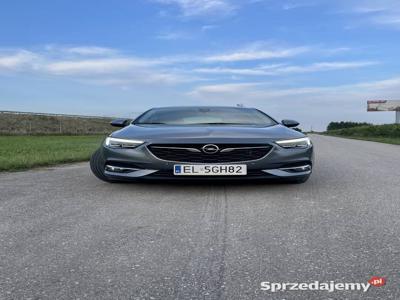 Opel Insignia b