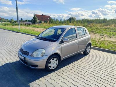 Samochód Toyota Yaris