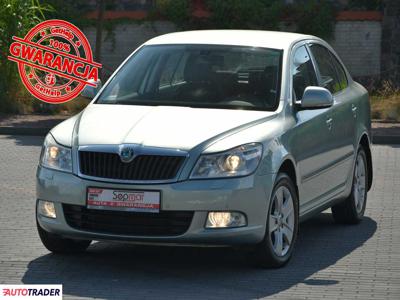 Skoda Octavia 1.8 benzyna 160 KM 2011r. (Kampinos)