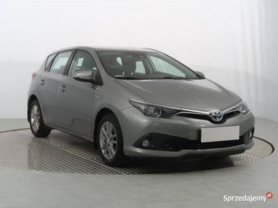 Toyota Auris Hybrid