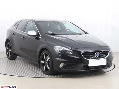 Volvo V40 2.0 187 KM 2014r. (Piaseczno)