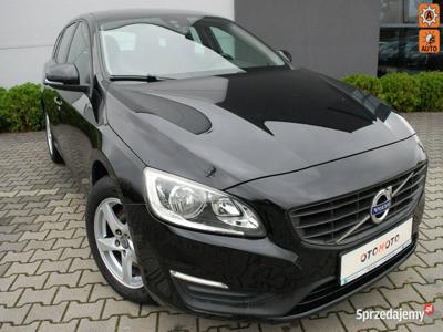 Volvo V60 Pierwsza-rej 2016.Automat.38,900netto I (2010-201…